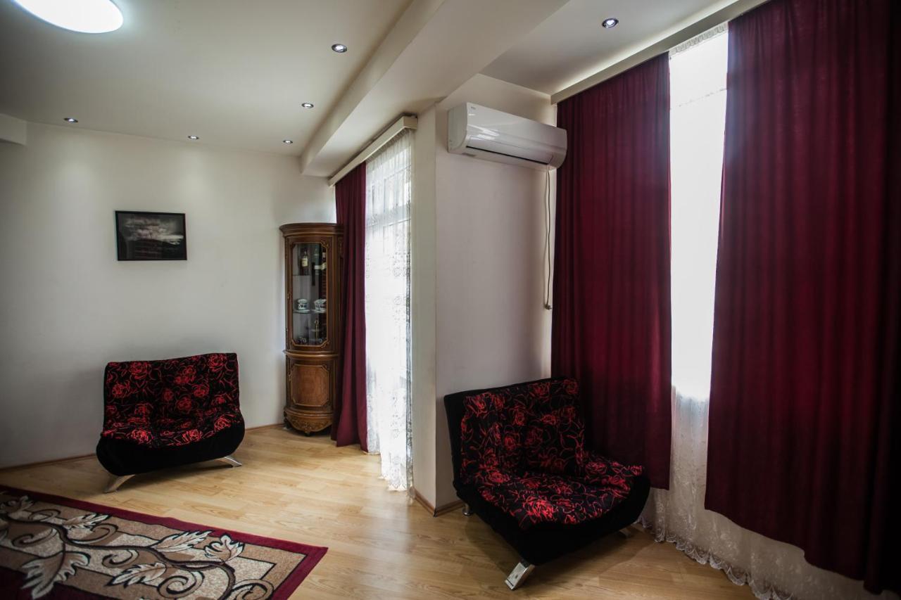 Sunny Apartments. Tbilisi. 300 Aragveli Εξωτερικό φωτογραφία