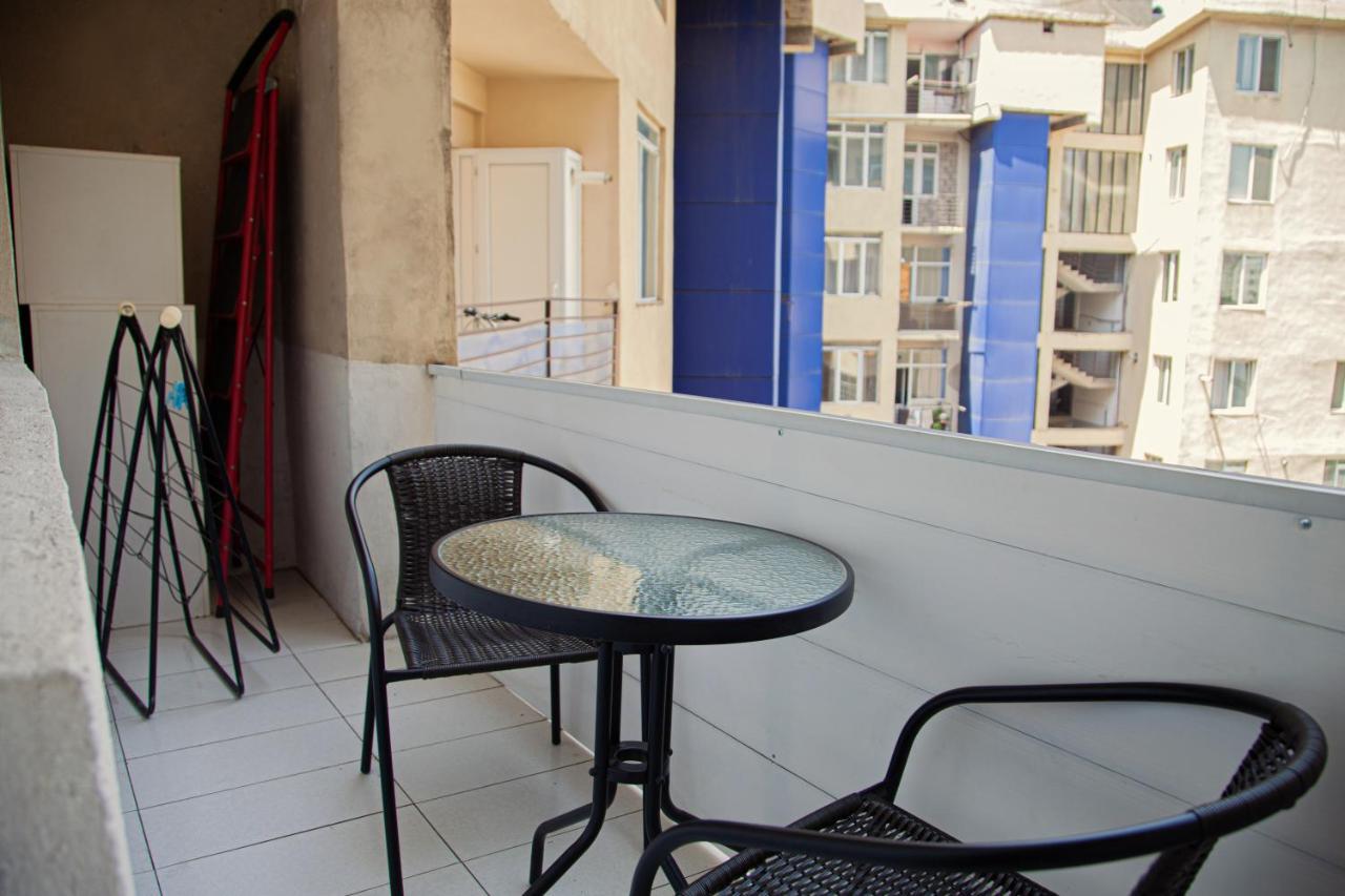Sunny Apartments. Tbilisi. 300 Aragveli Εξωτερικό φωτογραφία