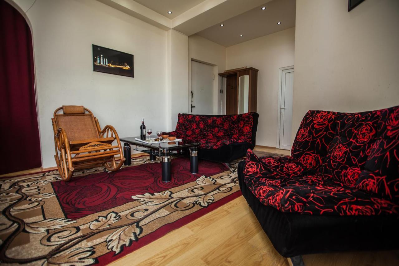 Sunny Apartments. Tbilisi. 300 Aragveli Εξωτερικό φωτογραφία